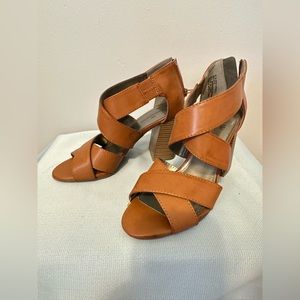 New never used size 6